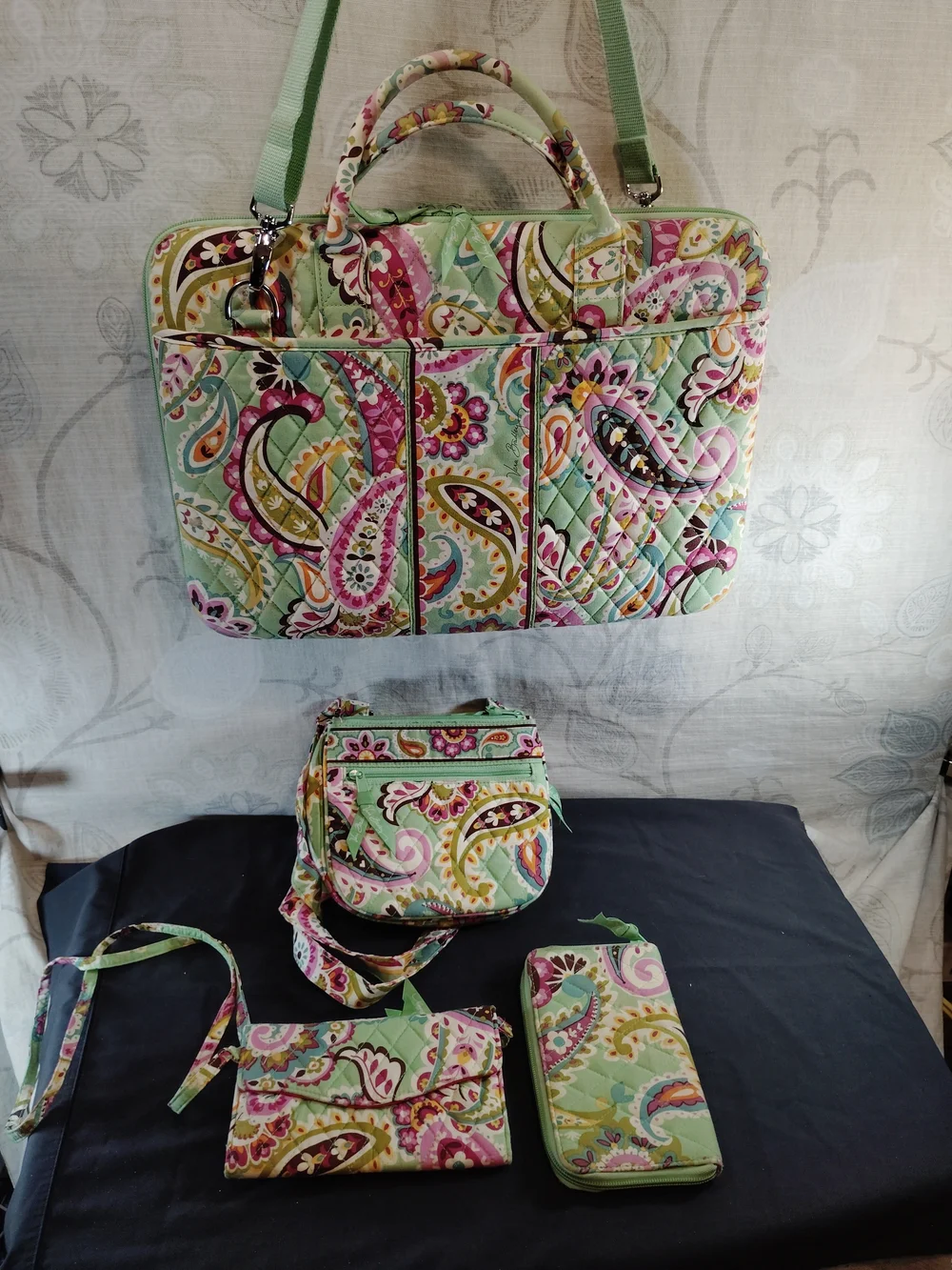 Vera Bradley 4pc Mint Green& Pink Paisley Quilted  Set